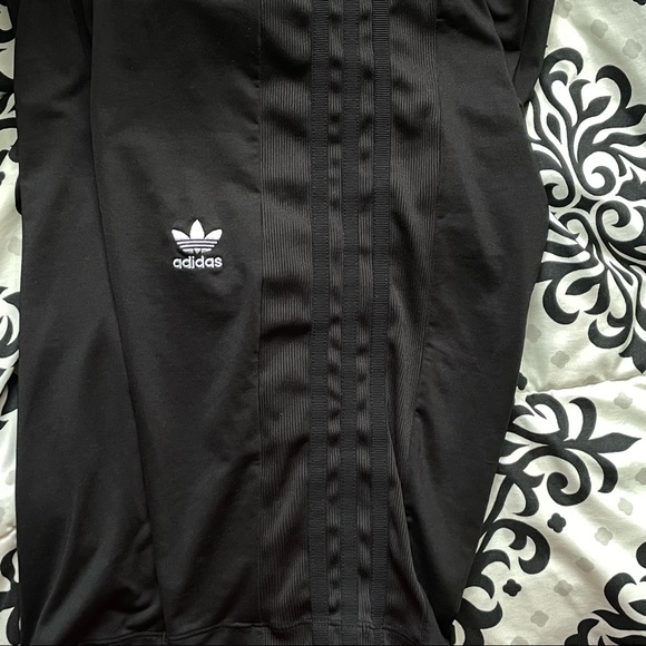 Adidas Bike Shorts - Picture 2 of 3